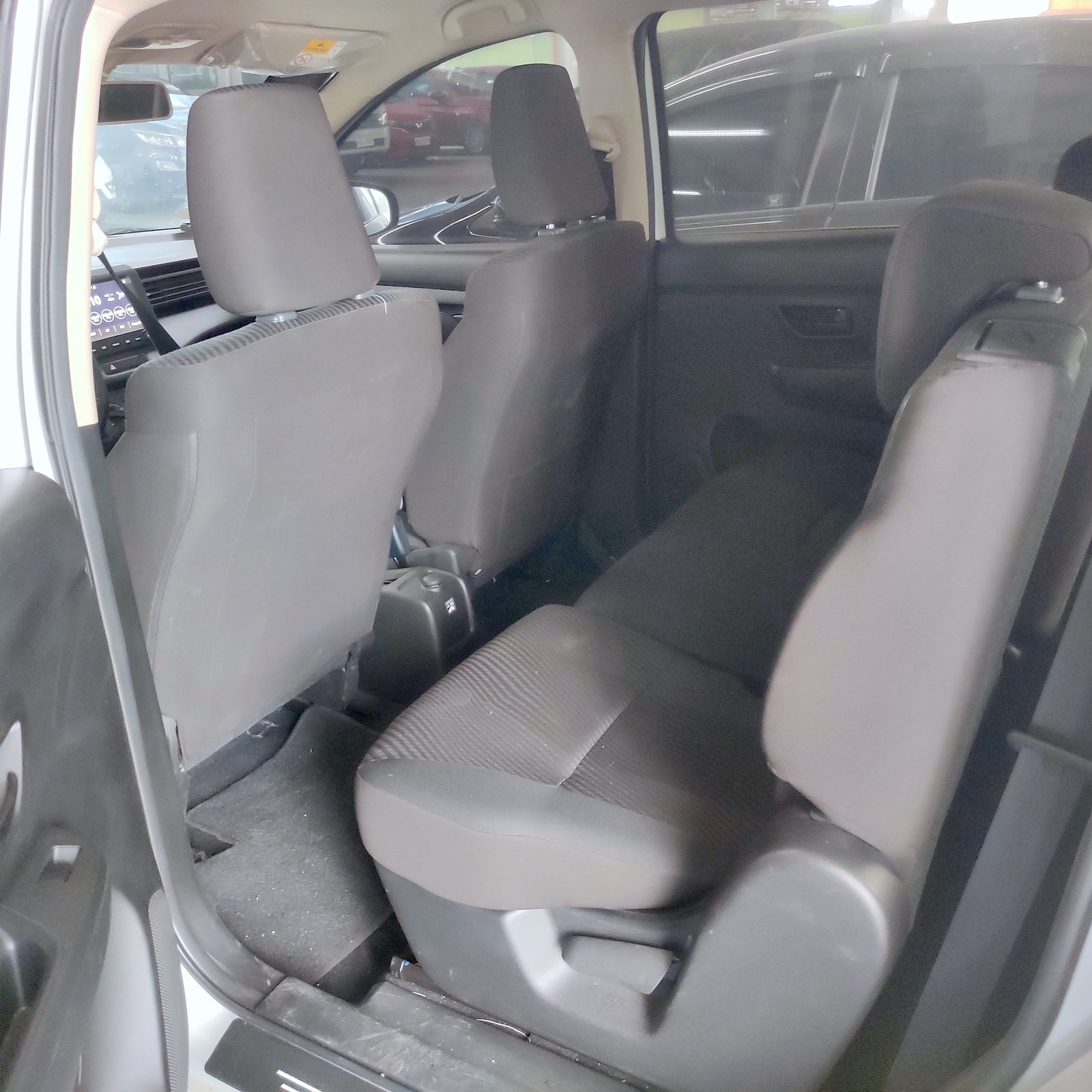 2023 Suzuki Ertiga 1.5 GL, A/T, GAS 29TKms photo 10