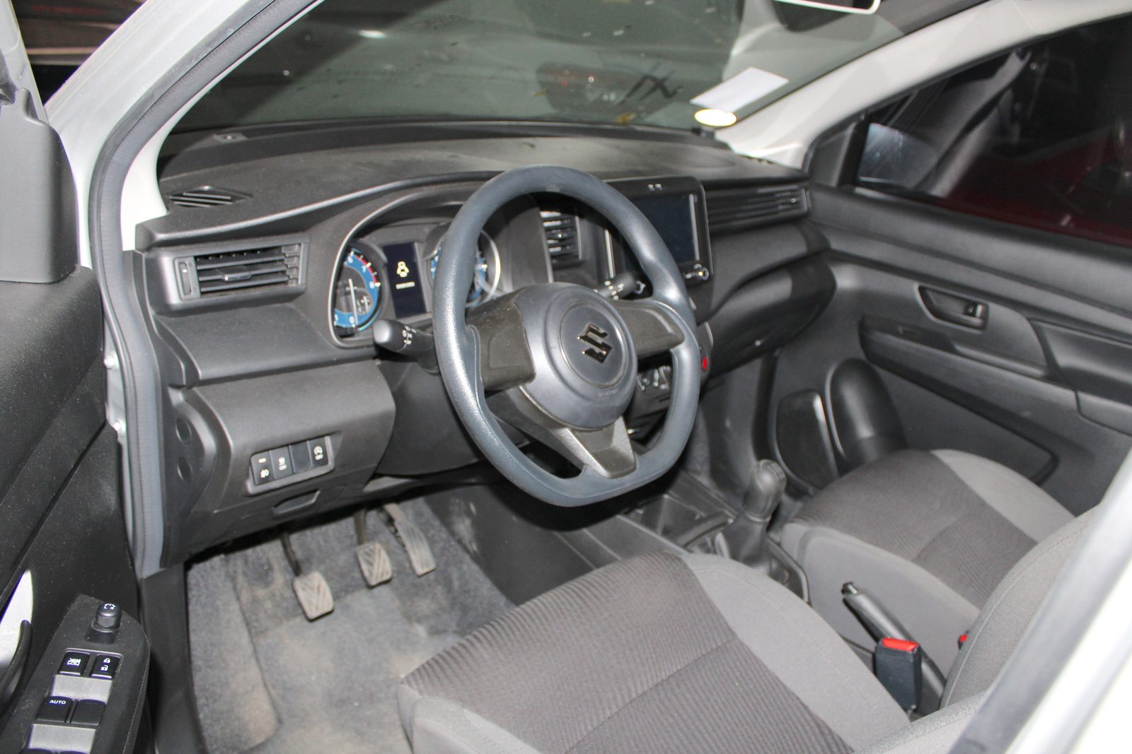 2023 SUZUKI - ERTIGA, M/T GAS, 9T photo 6
