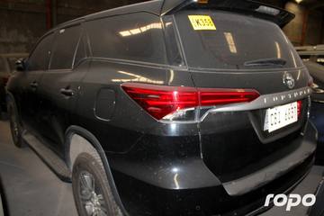 2023 TOYOTA - FORTUNER, A/T DIESEL, 3T photo 5