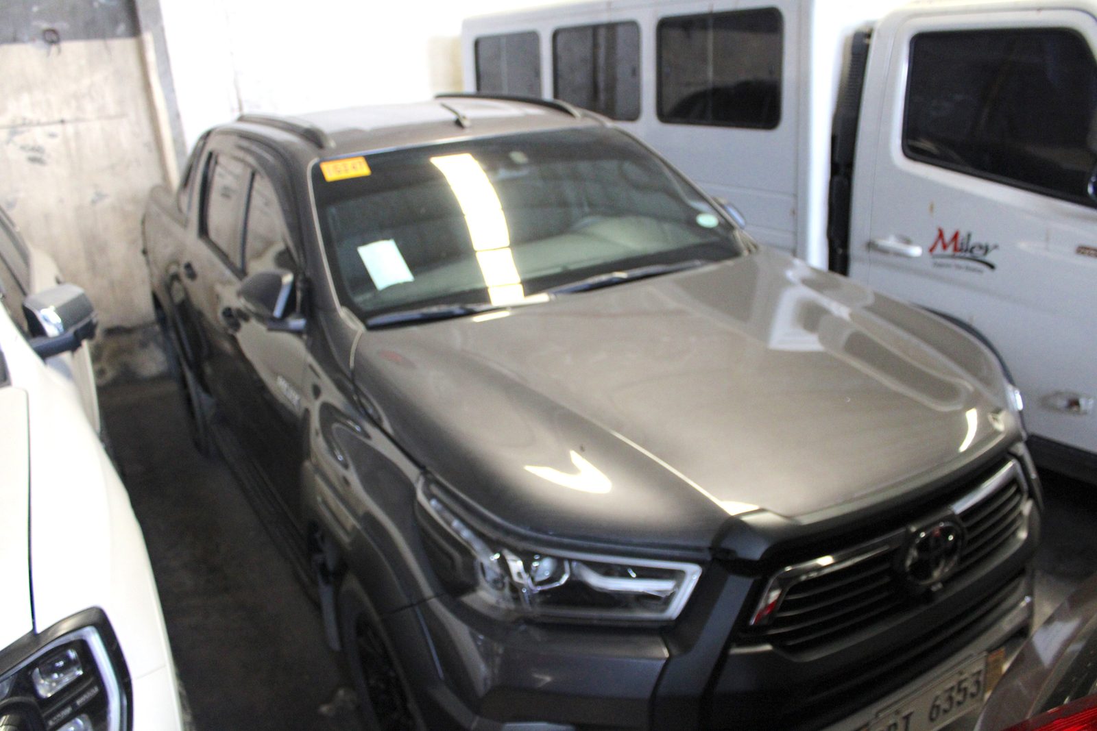 2023 TOYOTA - HI-LUX 4X2, A/T DIESEL, 19T photo 2