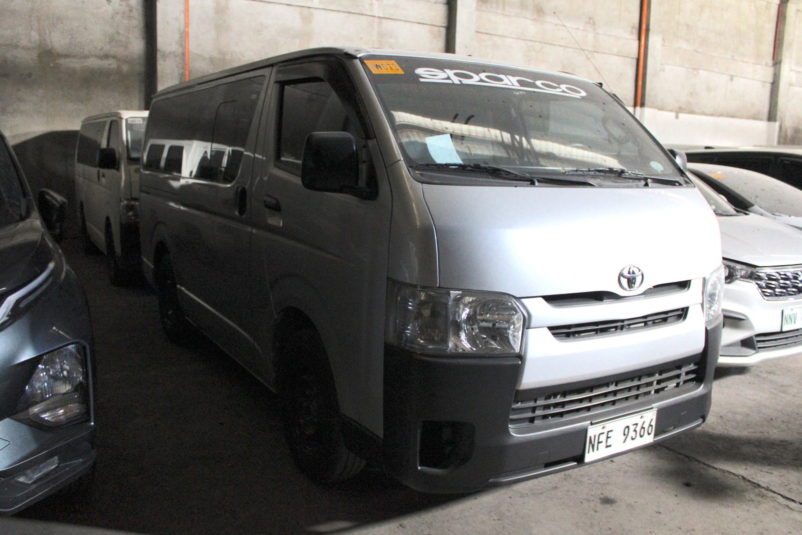 2023 TOYOTA-HIACE COMMUTER 3.0MT MPV, M/T DIESEL, 32T photo 3