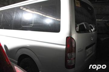 2023 TOYOTA-HIACE COMMUTER 3.0MT MPV, M/T DIESEL, 32T photo 9