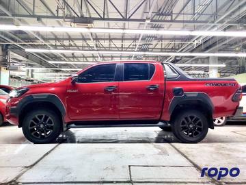 2023 Toyota Hilux Conquest 4x2 photo 3