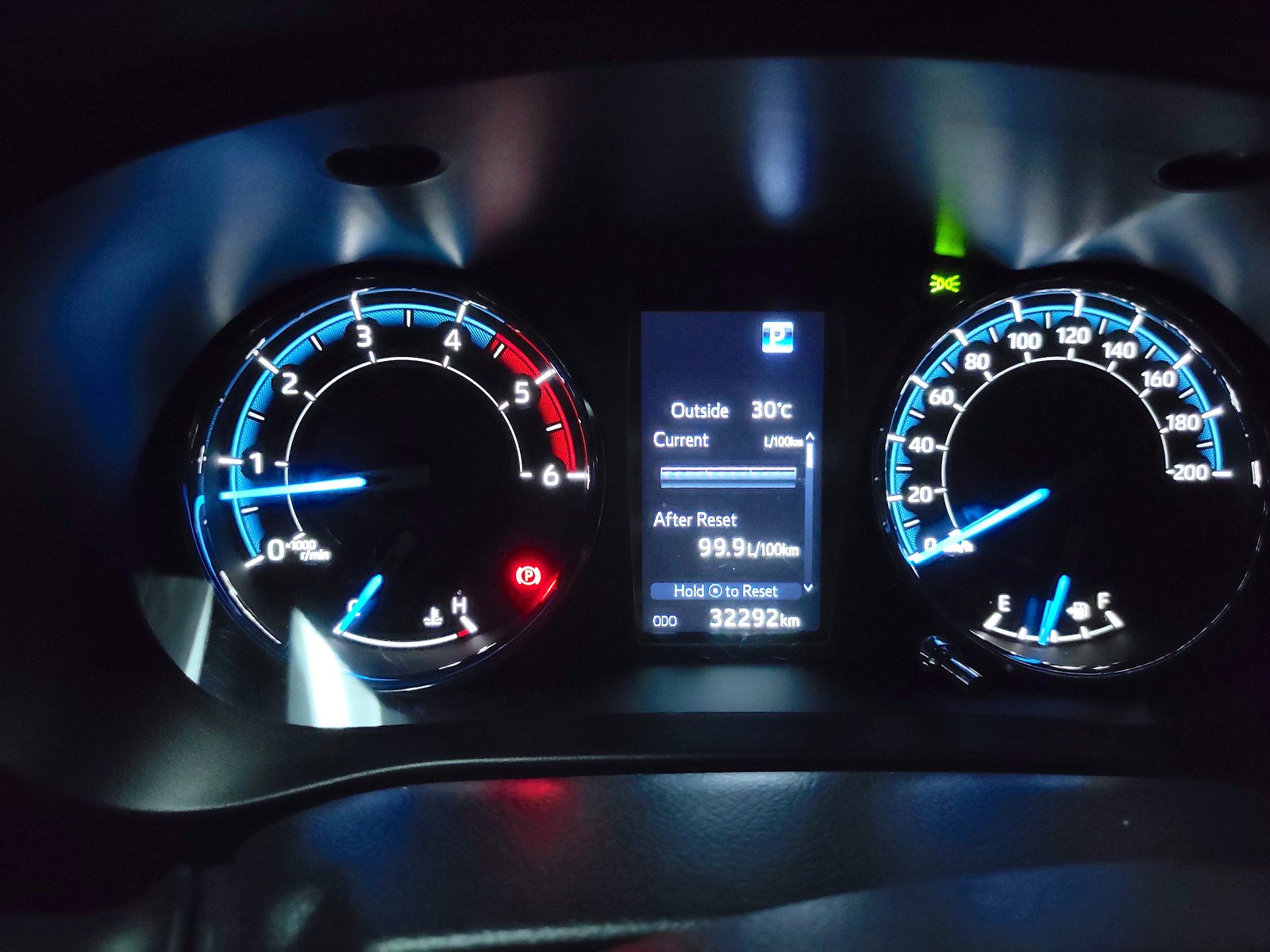 2023 Toyota Hilux Conquest 4x2 photo 7