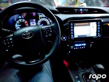 2023 Toyota Hilux Conquest 4x2 photo 17