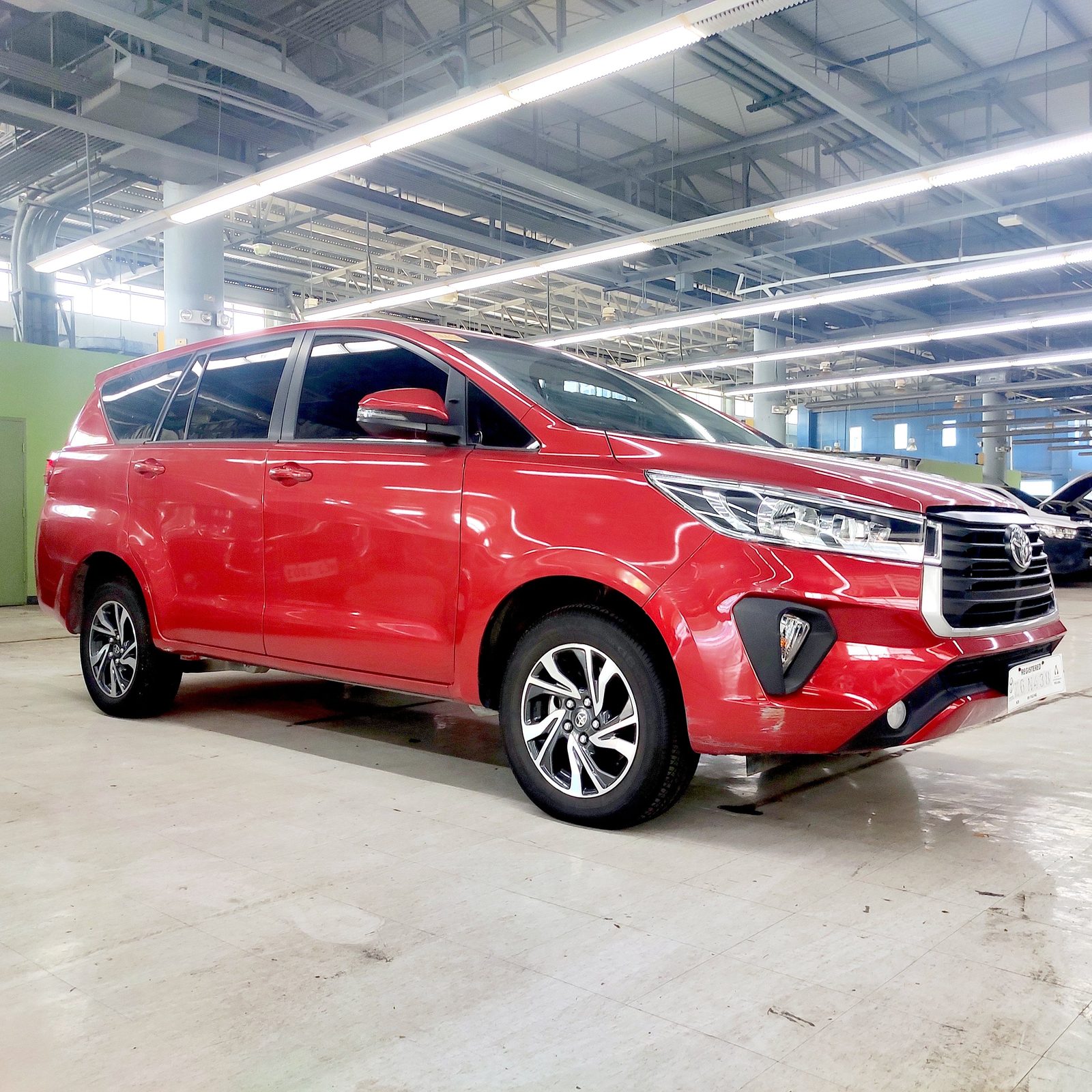 2023 Toyota Innova 2.8 E A/T DSL photo 2