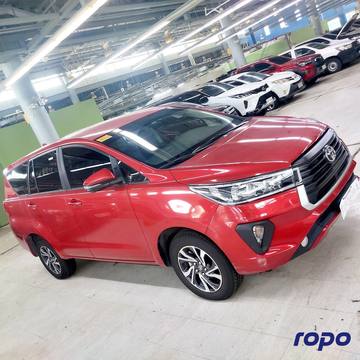 2023 Toyota Innova 2.8 E A/T DSL photo 3