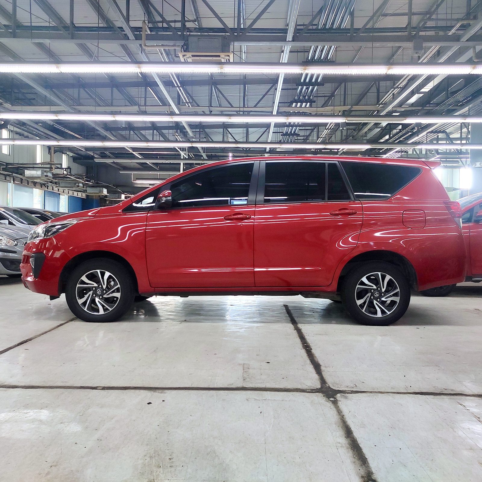 2023 Toyota Innova 2.8 E A/T DSL photo 5