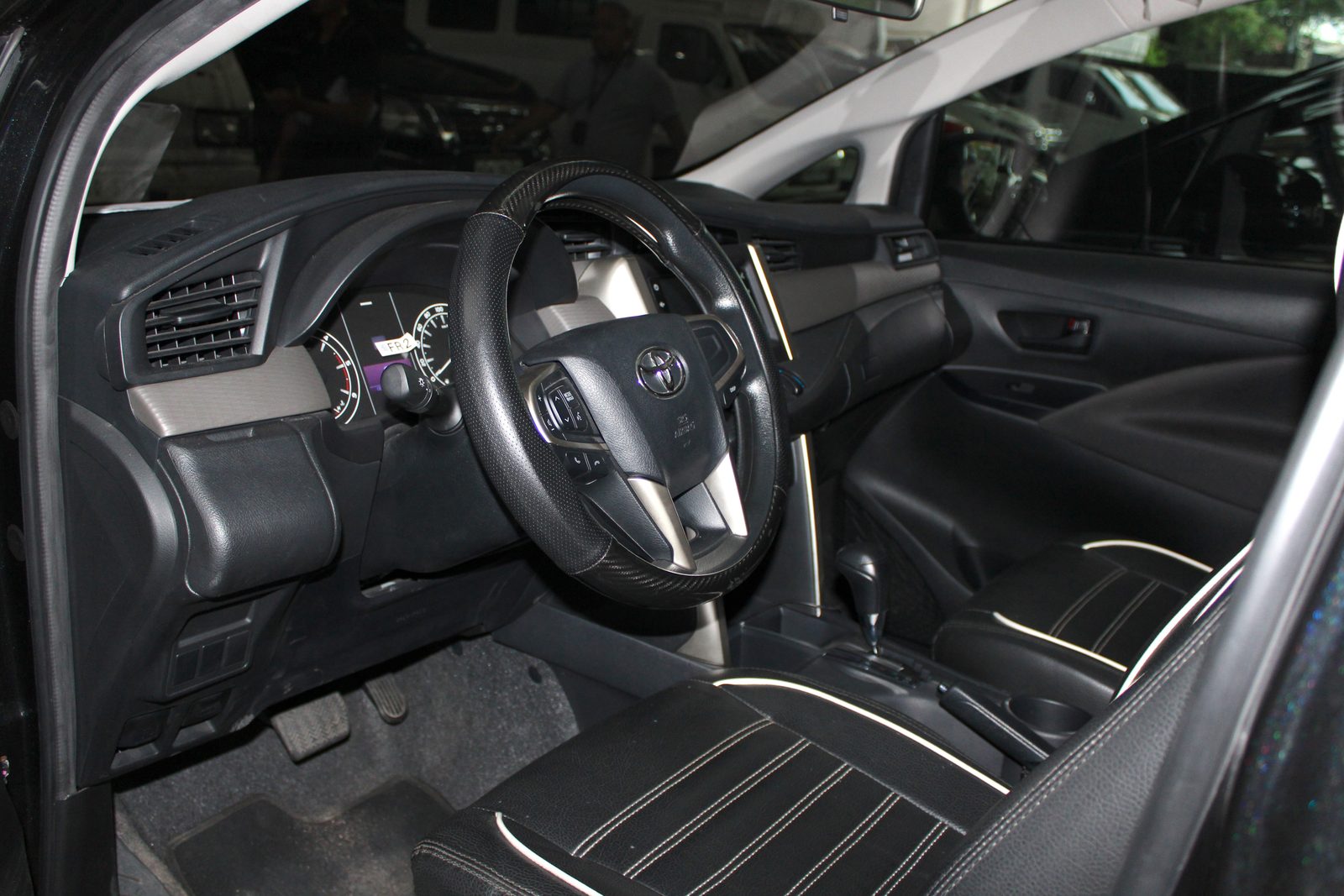 2023 Toyota Innova 2.8 E, AT, DSL	8T photo 7
