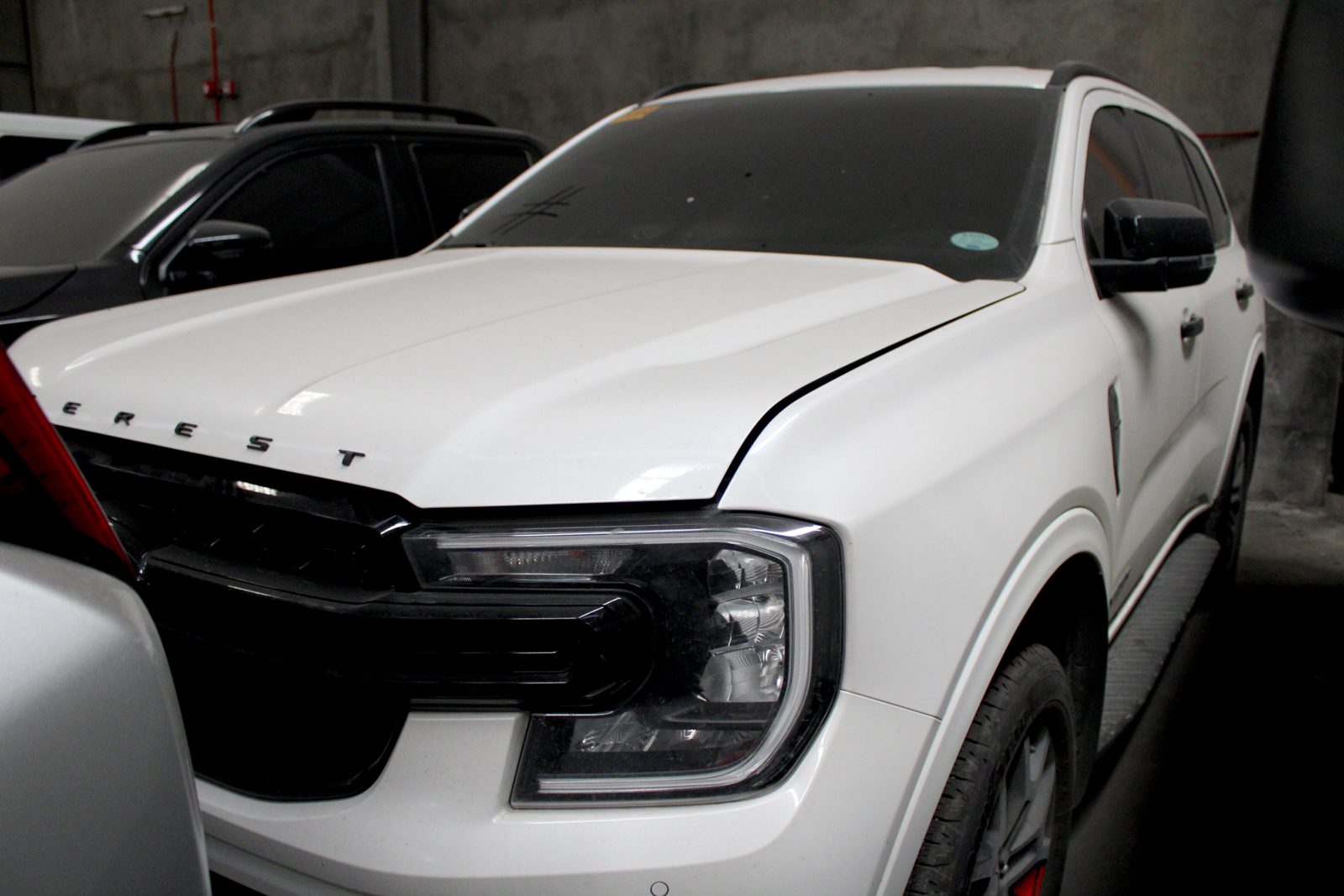 2024 FORD - EVEREST, A/T DIESEL, 11T photo 3