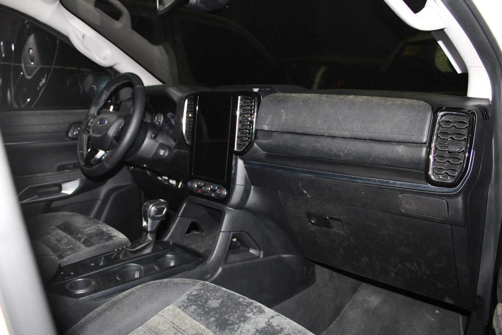 2024 FORD - EVEREST, A/T DIESEL, 11T photo 5