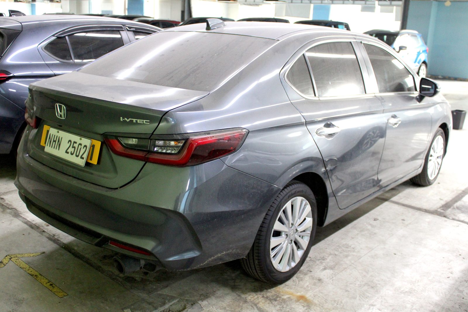 2024 Honda City 1.5 V CVT AT Gas 21T photo 4