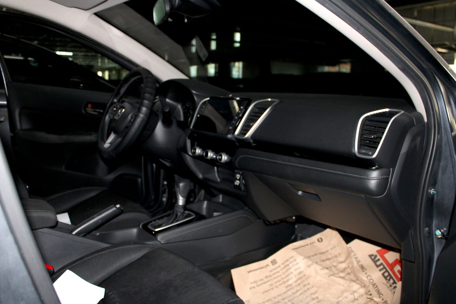 2024 Honda City 1.5 V CVT AT Gas 21T photo 8