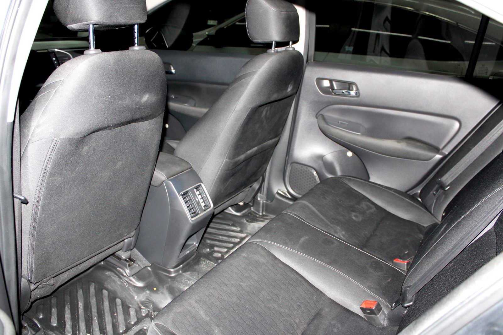2024 Honda City 1.5 V CVT AT Gas 21T photo 9
