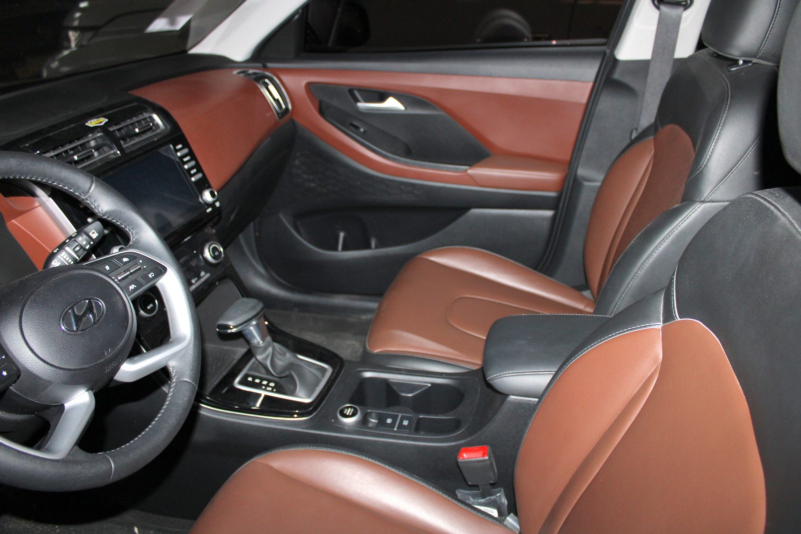 2024 HYUNDAI - CRETA 1.5 GL IVT SUV, A/T GAS, 7T photo 9