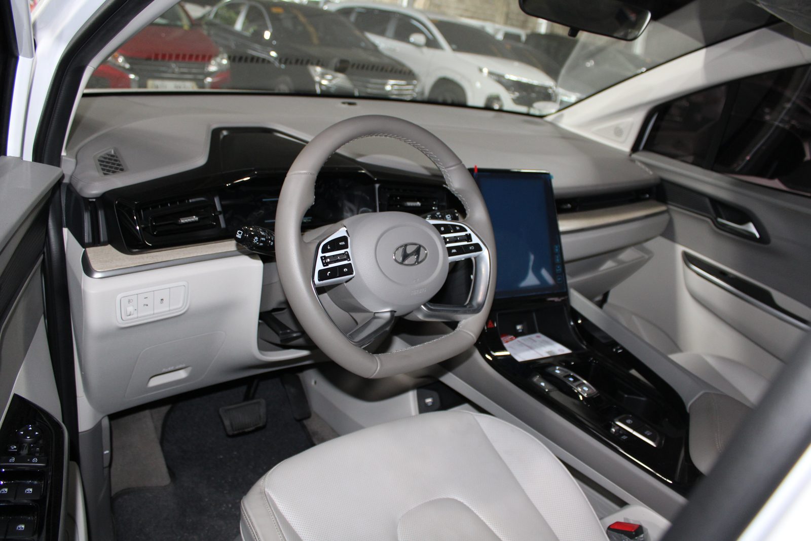 2024 Hyundai Custin 1.5T Premium, AT, Gas 1T photo 7