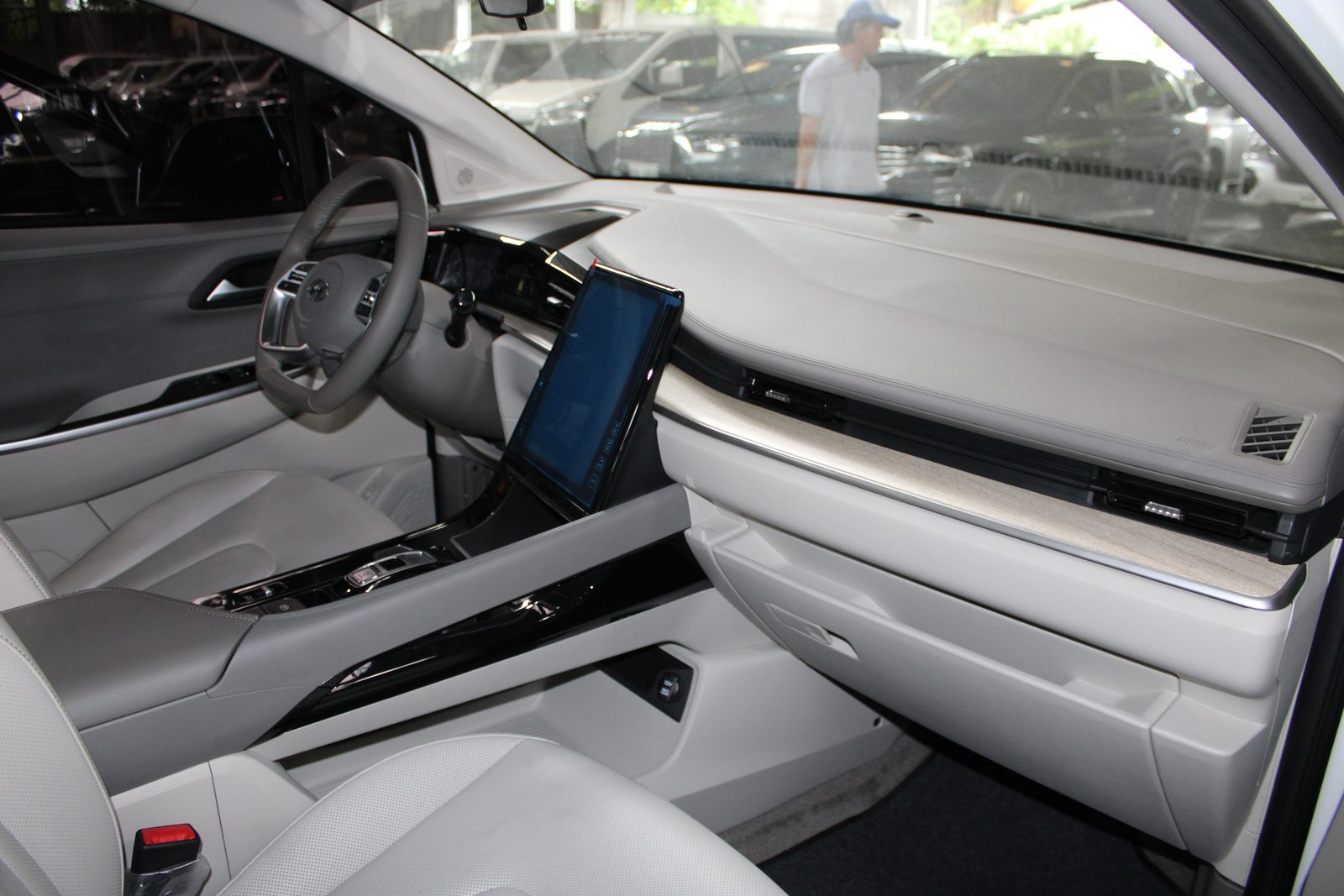 2024 Hyundai Custin 1.5T Premium, AT, Gas 1T photo 8