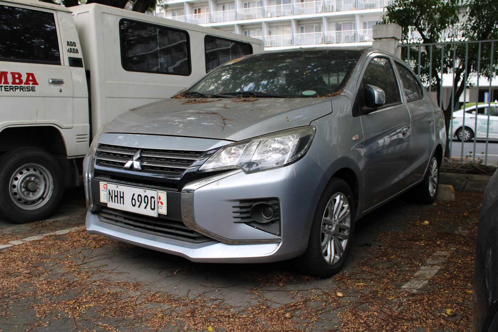 2024 Mitsubishi Mirage G4 GLX 1.2G CVT, A/T, Gas 14T photo 3