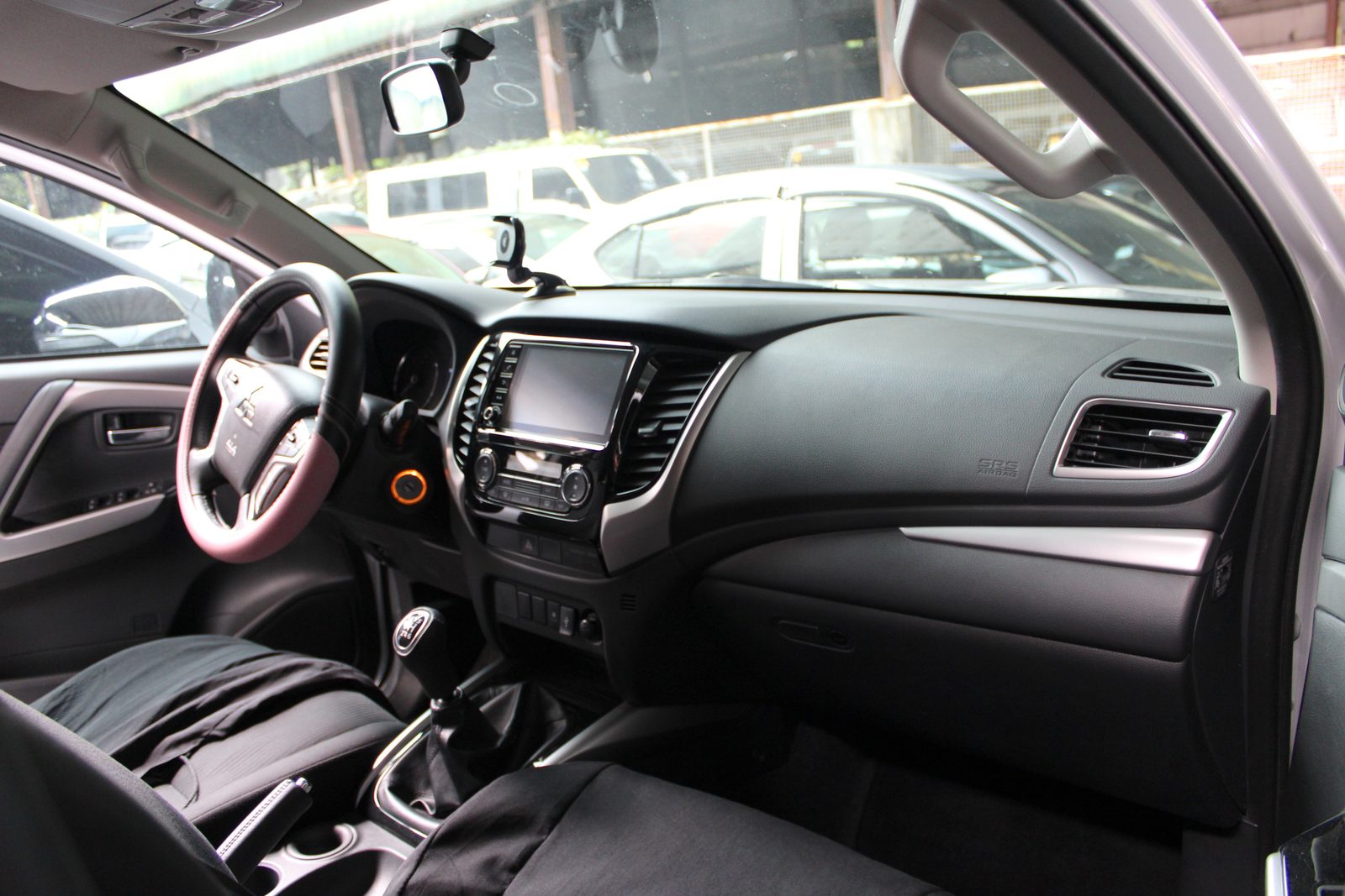 2024 Mitsubishi Montero Sport GLX 4x2 2.4D, M/T, DSL 2T photo 14