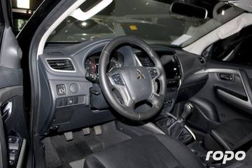 2024 MITSUBISHI - MONTERO SPORT, M/T DSL, 2T photo 10