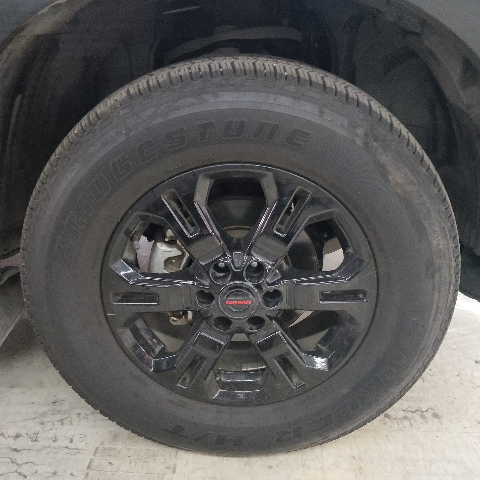 2024 Nissan Navara Calibre-X 4x2 2.5L photo 11