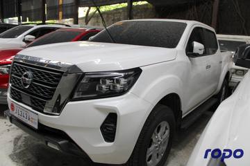 2024 Nissan Navara VE 2.5L 4x2, M/T, DSL - Unencumbered CR 1T photo 3