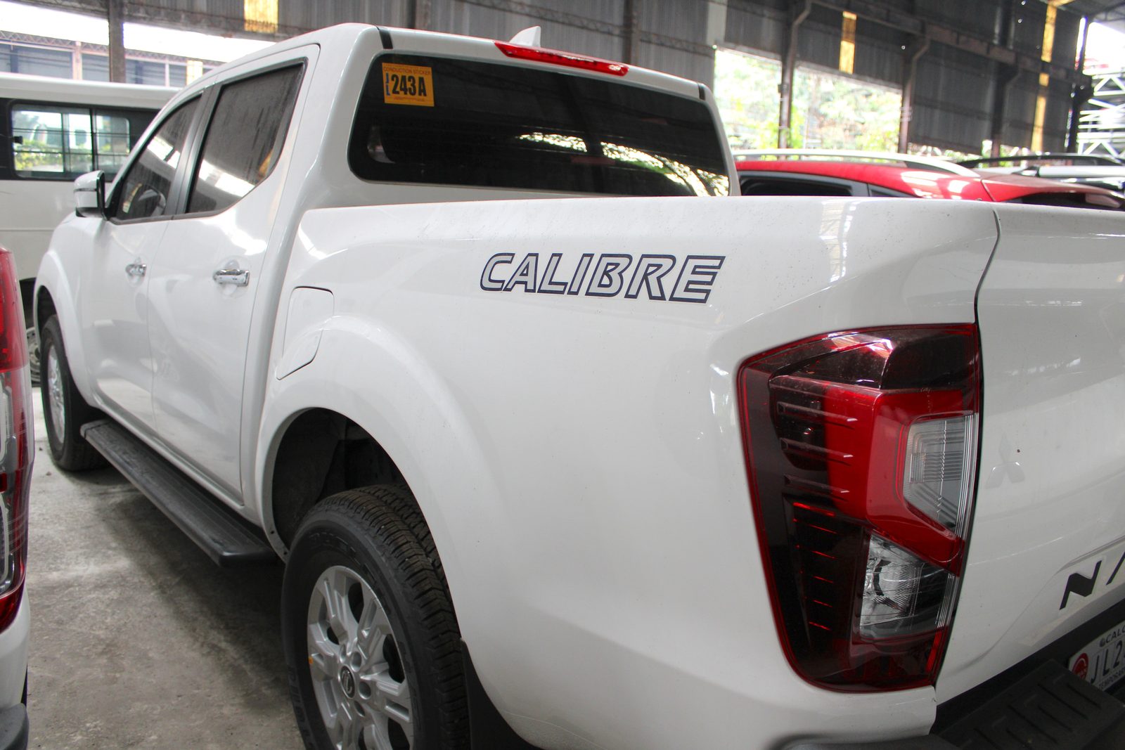 2024 Nissan Navara VE 2.5L 4x2, M/T, DSL - Unencumbered CR 1T photo 5