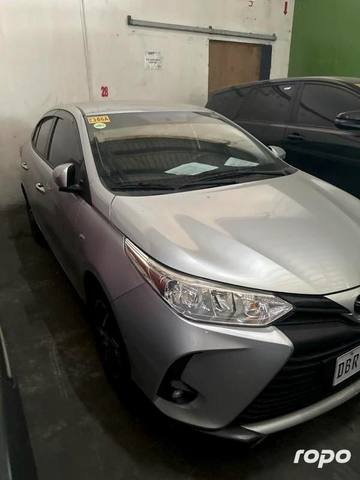 2025 Toyota Vios 1.3 XLE CVT, Gas 10k photo 2