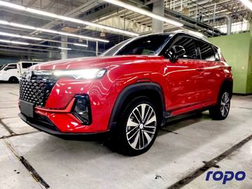 2023 Changan CS35 Plus 1.4L 7DCT Luxe, A/T, Gas photo 1