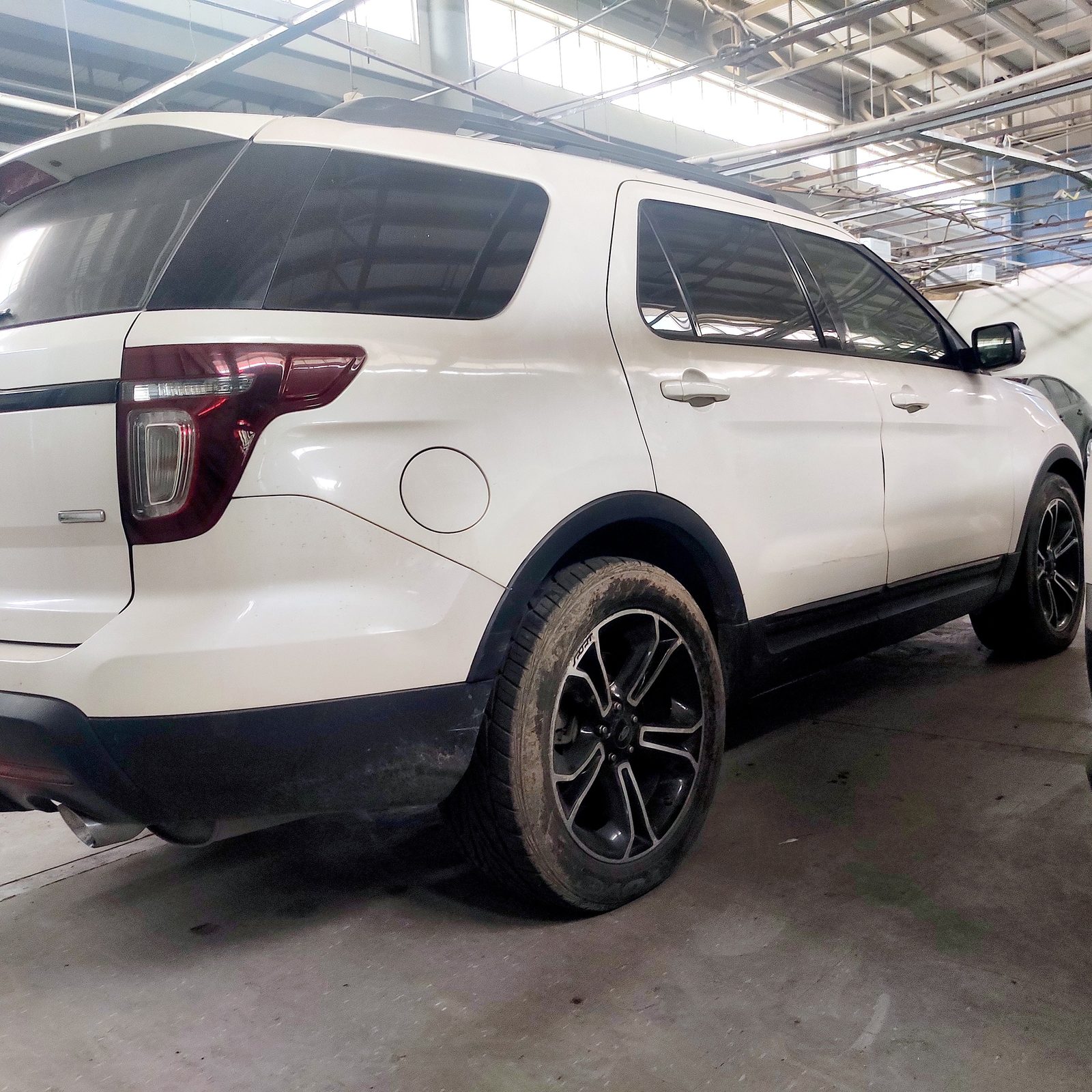 2015 Ford Explorer 3.5L V6 4x4 Limited, AT, GAS 95T photo 5