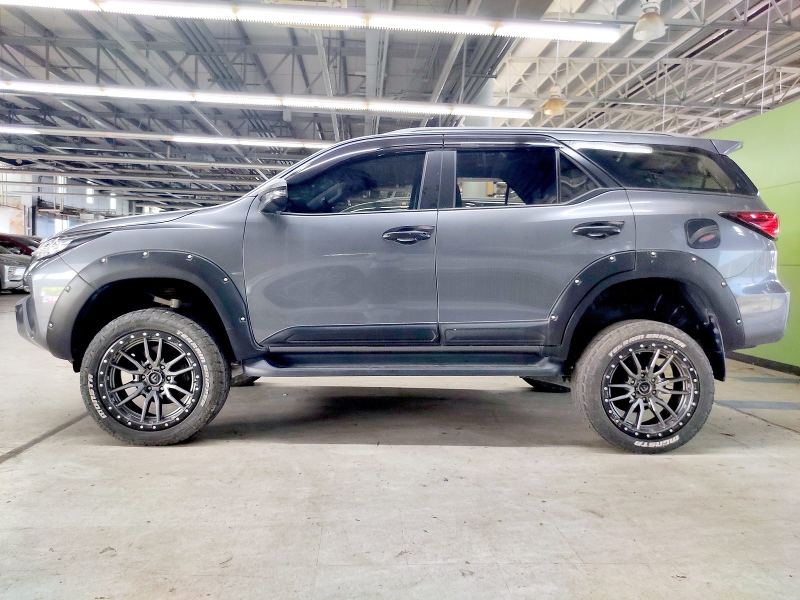 2020 Toyota Fortuner G 4x2 2.4L AT DSL 24T photo 4