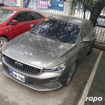Geely Emgrand photo 1