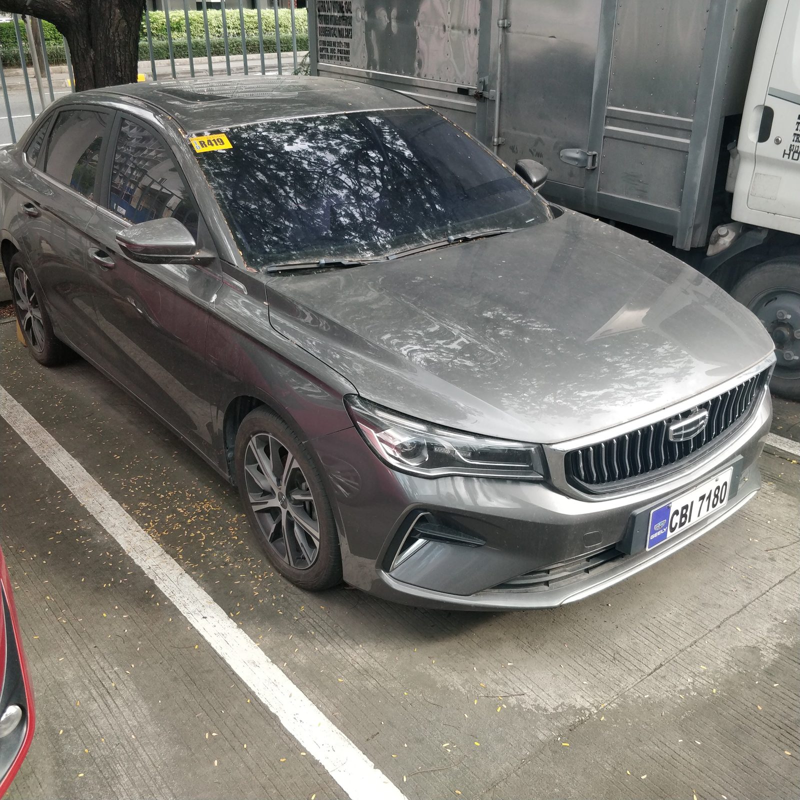 Geely Emgrand photo 2