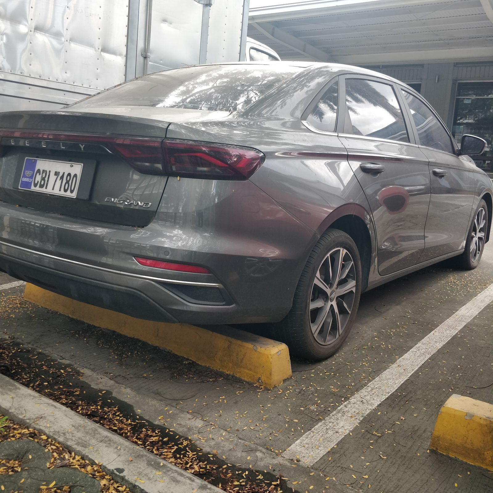 Geely Emgrand photo 8