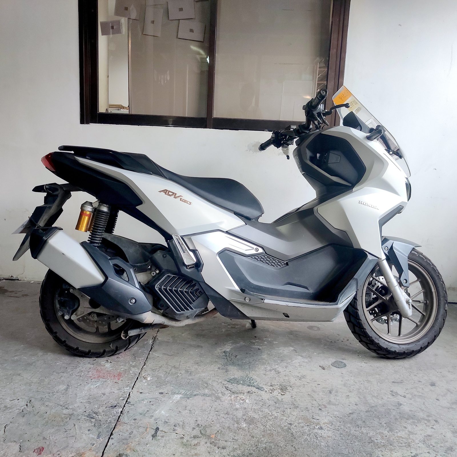 Honda ADV 160 photo 2
