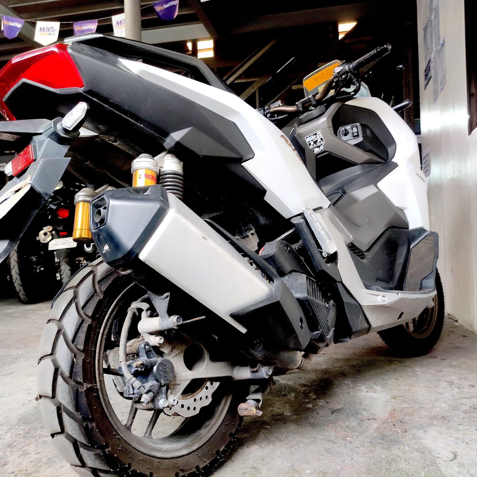 Honda ADV 160 photo 3