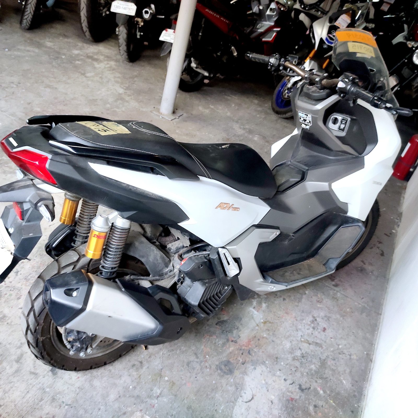 Honda ADV 160 photo 5