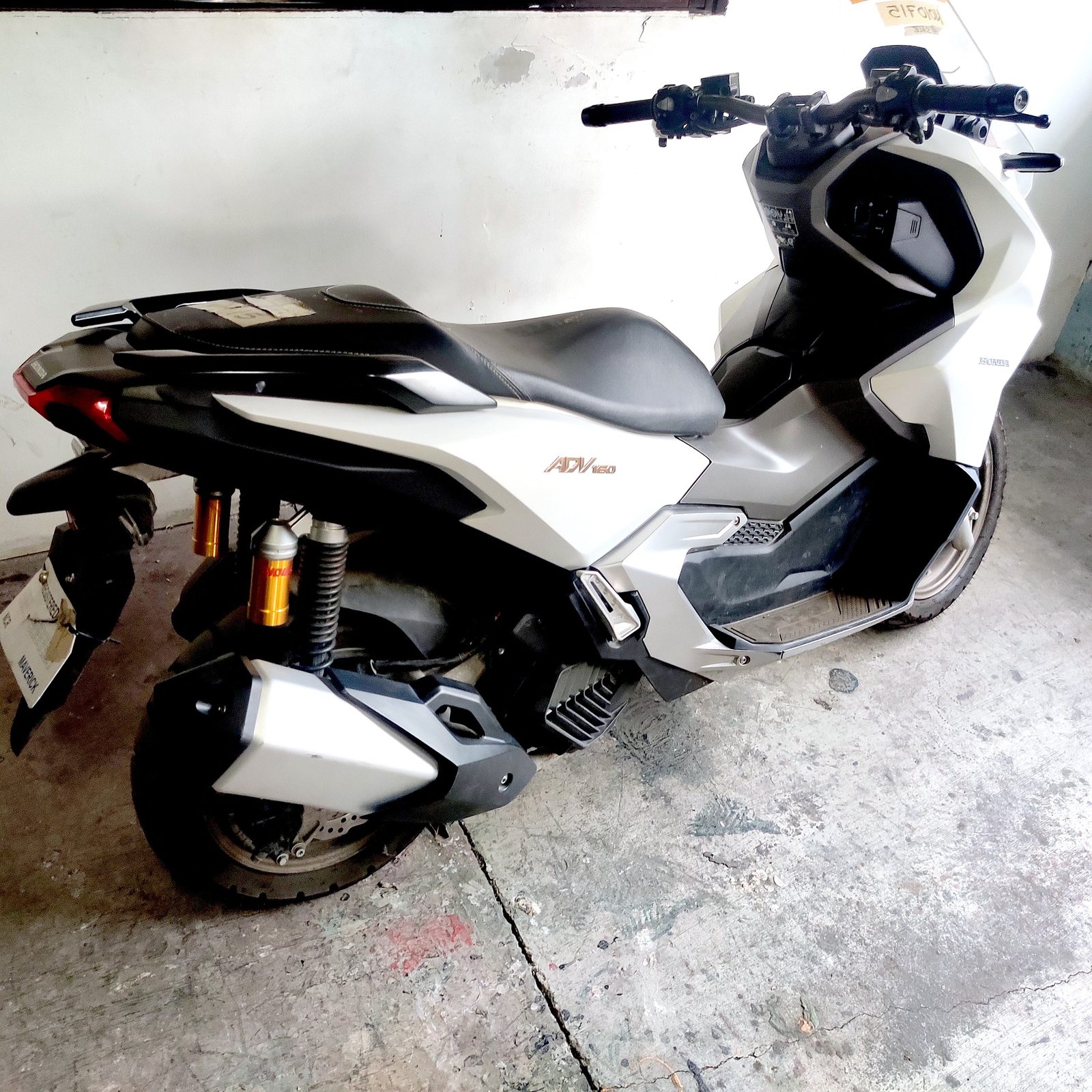 Honda ADV 160 photo 10