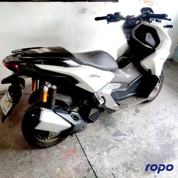 Honda ADV 160 photo 10