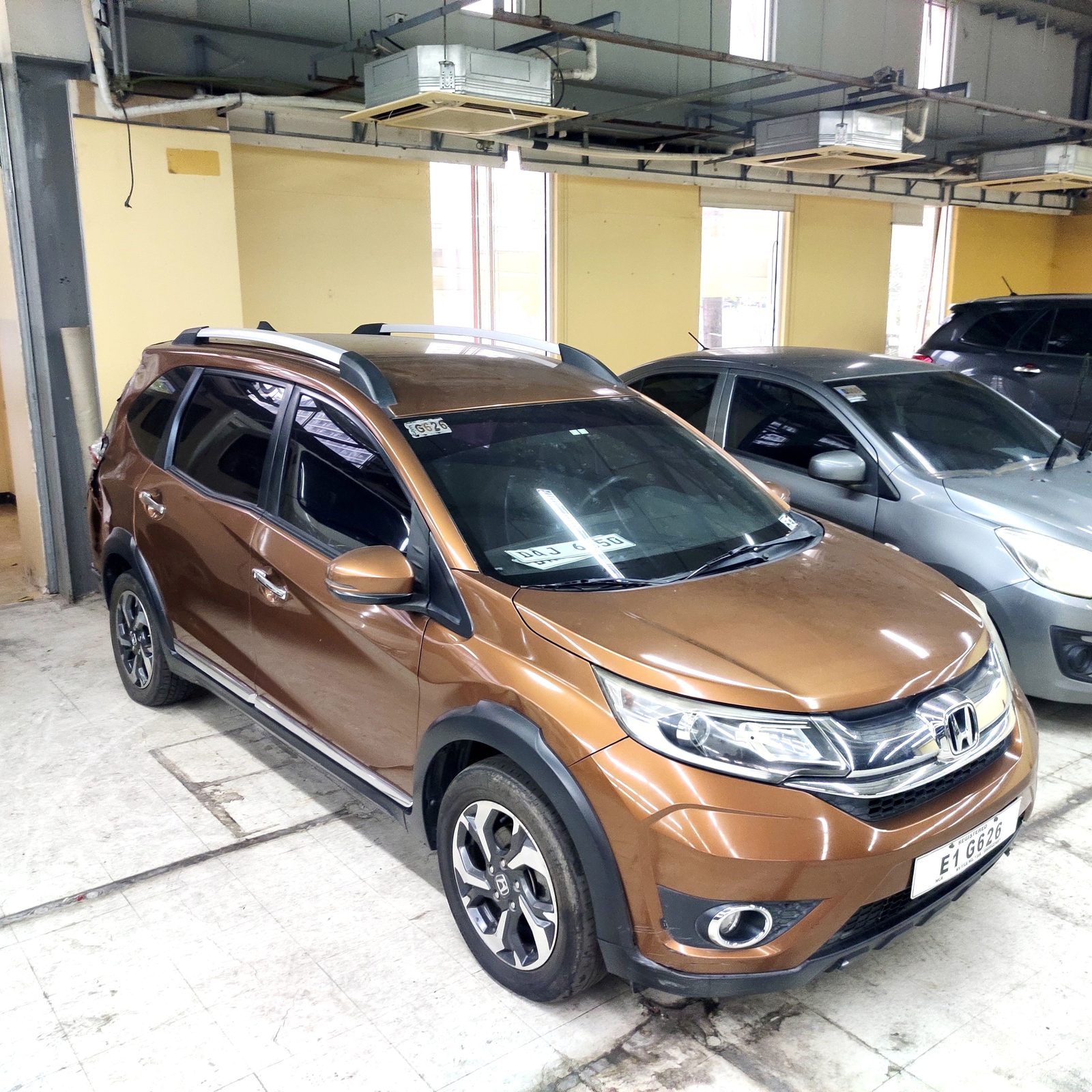 2018 Honda BR-V 1.5 V NAVI CVT, AT, GAS 150T photo 2