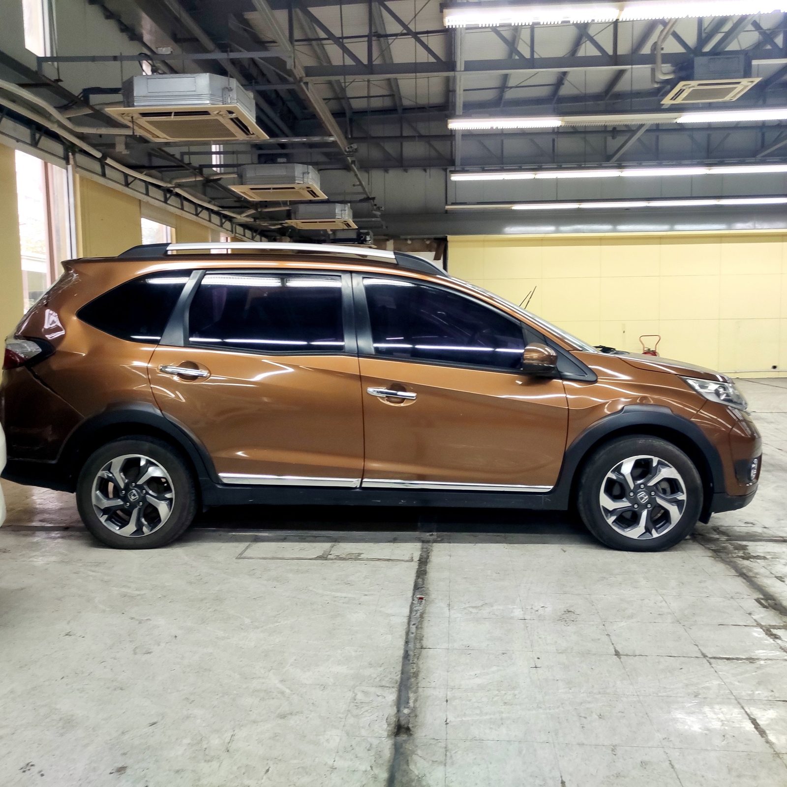 2018 Honda BR-V 1.5 V NAVI CVT, AT, GAS 150T photo 4