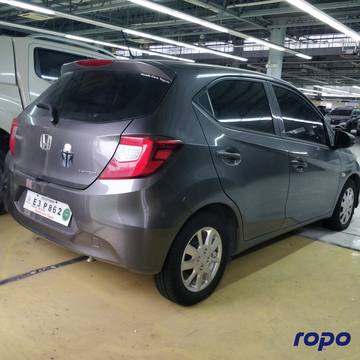 Honda Brio photo 5