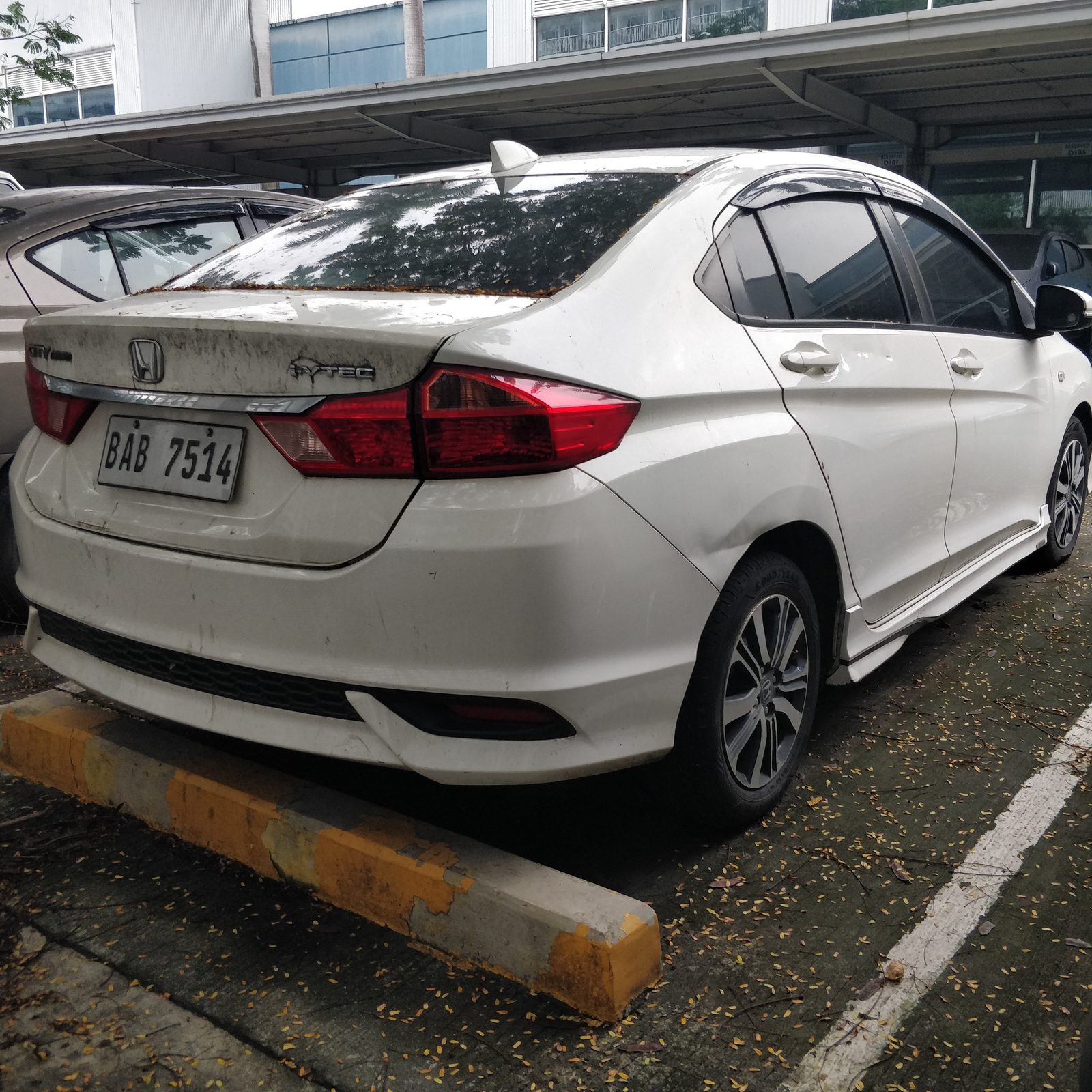 Honda City photo 5