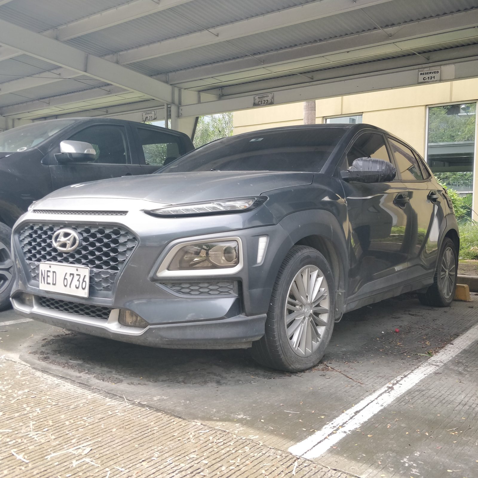 Hyundai Kona photo 3