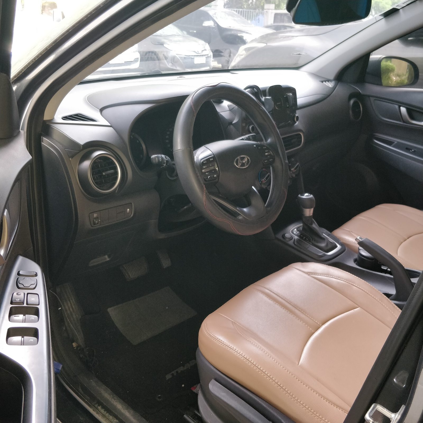 Hyundai Kona photo 9