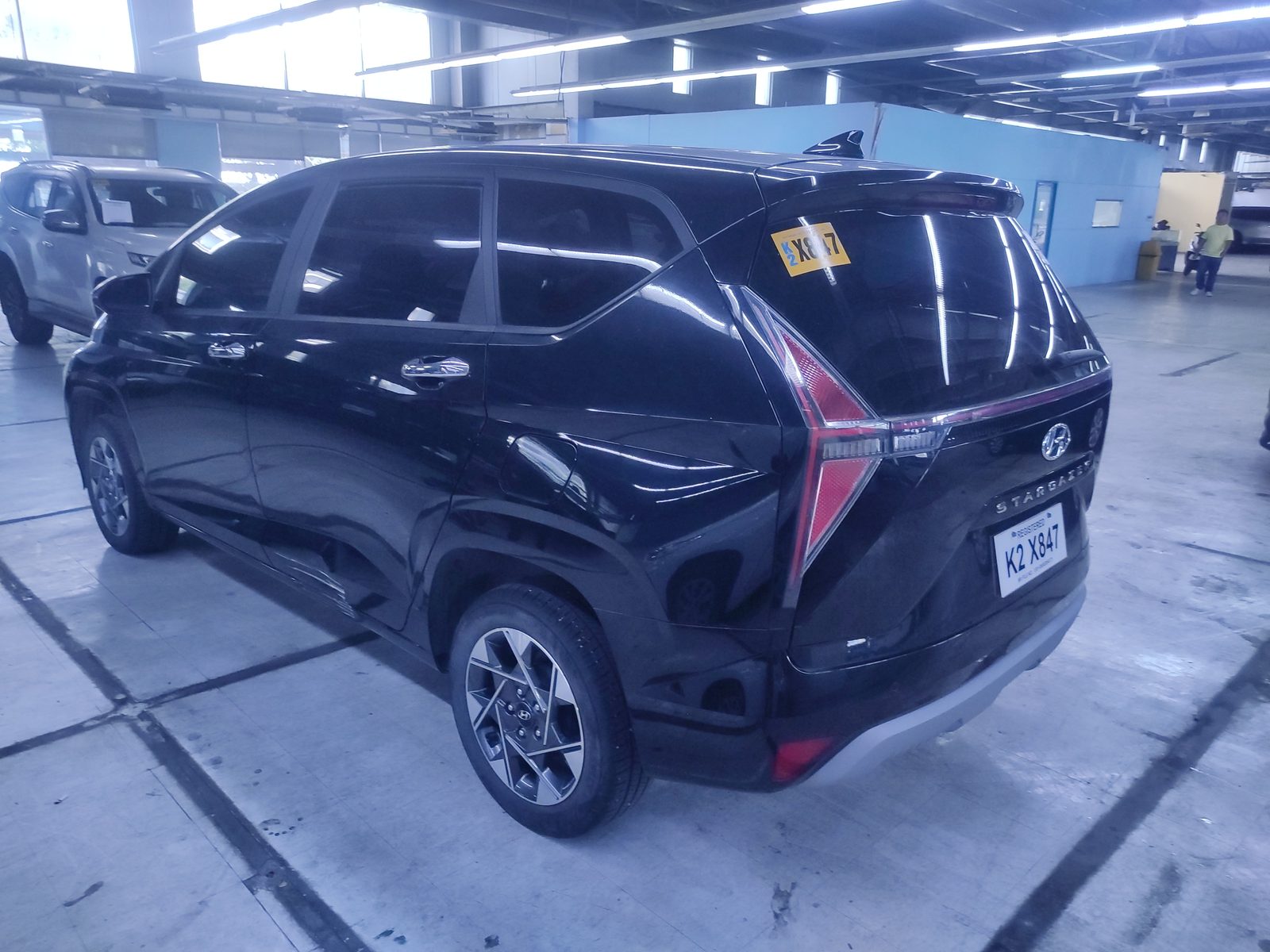 2023 Hyundai Stargazer 1.5 GLS photo 4