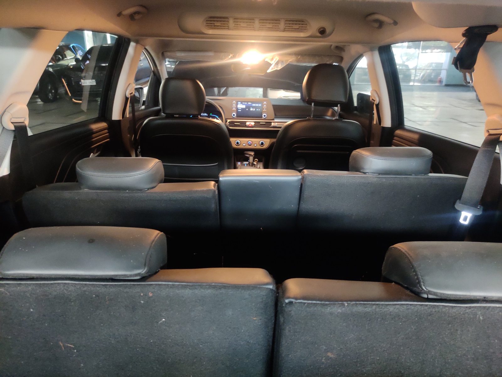 2023 Hyundai Stargazer 1.5 GLS photo 11