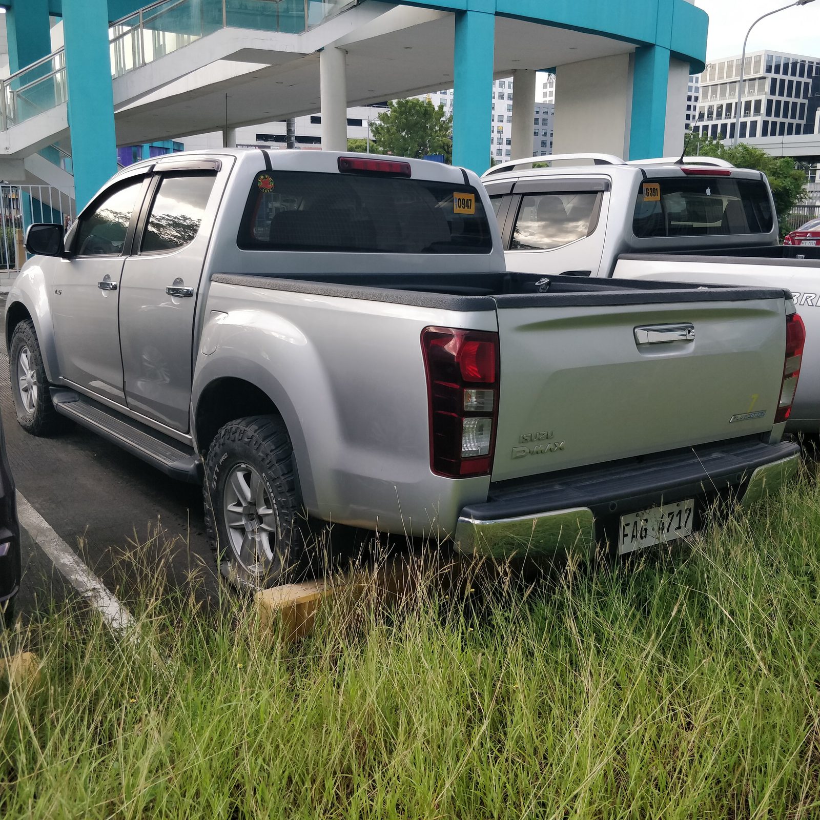 Isuzu Dmax photo 5