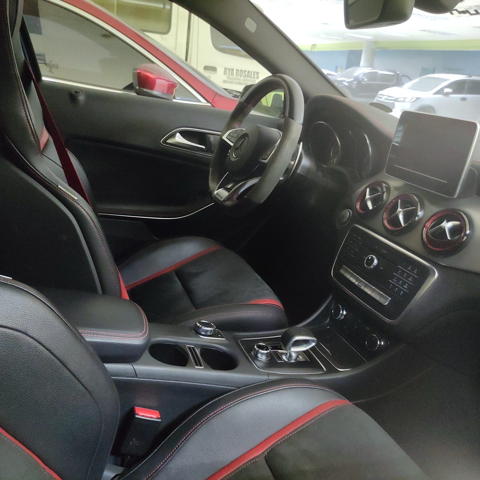 2017 Mercedes Benz AMG GLA 45, AT, Gas 25T photo 5