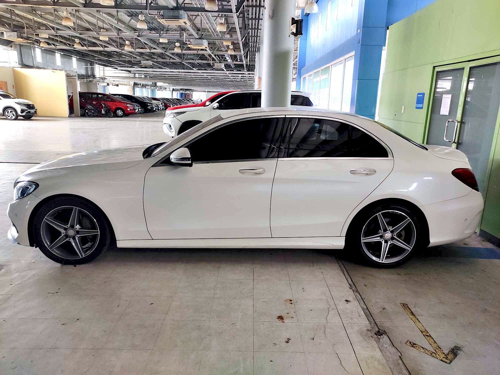 2016 Mercedes Benz C250 AMG, A/T, GAS photo 3